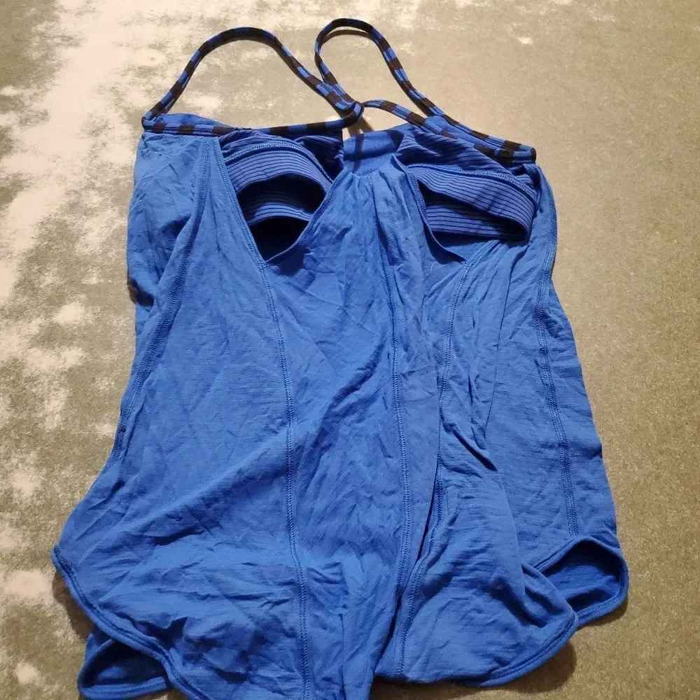 Lululemon Roll Out Tank  Baroque Blue / Mini Hyper Stripe Baroque Blue / Apex St